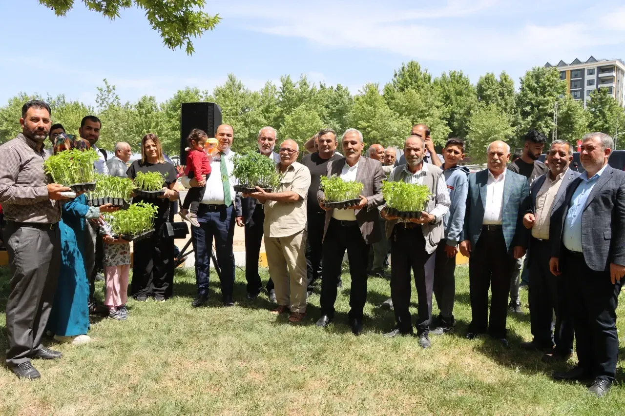 Karaköprü’de Ata Tohumları Hayat Buluyor