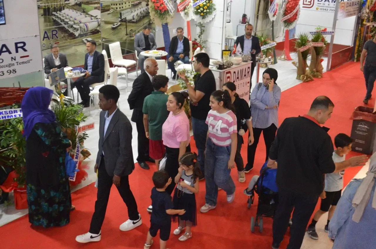 ŞANLIURFA İNŞAAT FUARINI 35 BİN KİŞİ ZİYARET ETTİ