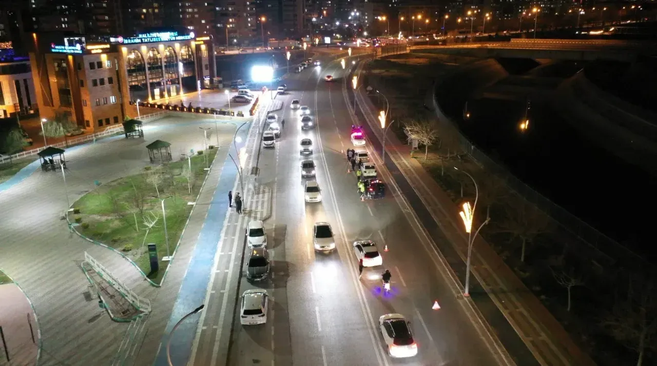 Şanlıurfa’da Asayiş ve Trafik Denetimleri Sürüyor