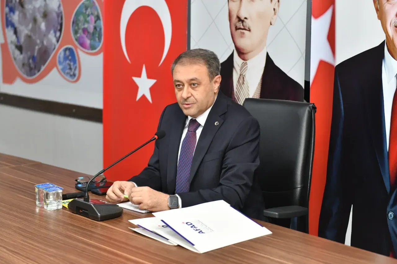 ŞANLIURFA’DA DEPREM KONUTLARININ YAPIM SÜREÇLERİ MASAYA YATIRILDI